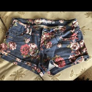 Floral shorts size 5